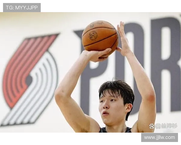 开拓者宣布下放杨瀚森至发展联盟