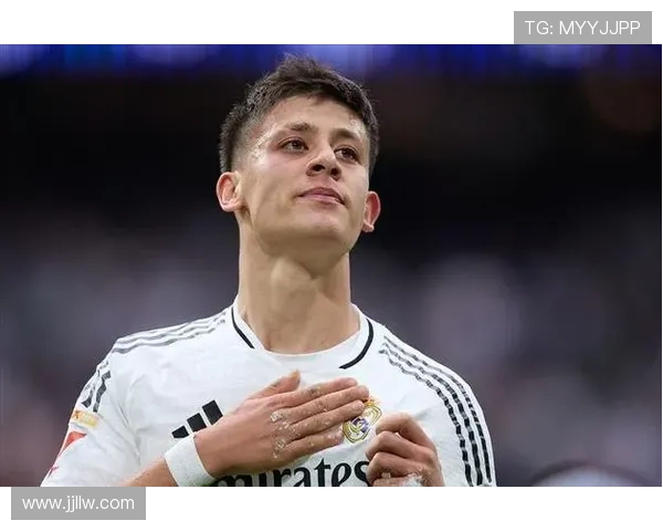 居莱尔绝妙吊射夺西甲月最佳 居莱尔绝妙吊射夺西甲月最佳