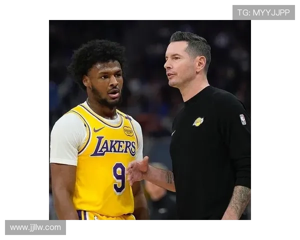 布朗尼仅四分钟不悦雷迪克回应 布朗尼仅四分钟不悦雷迪克回应